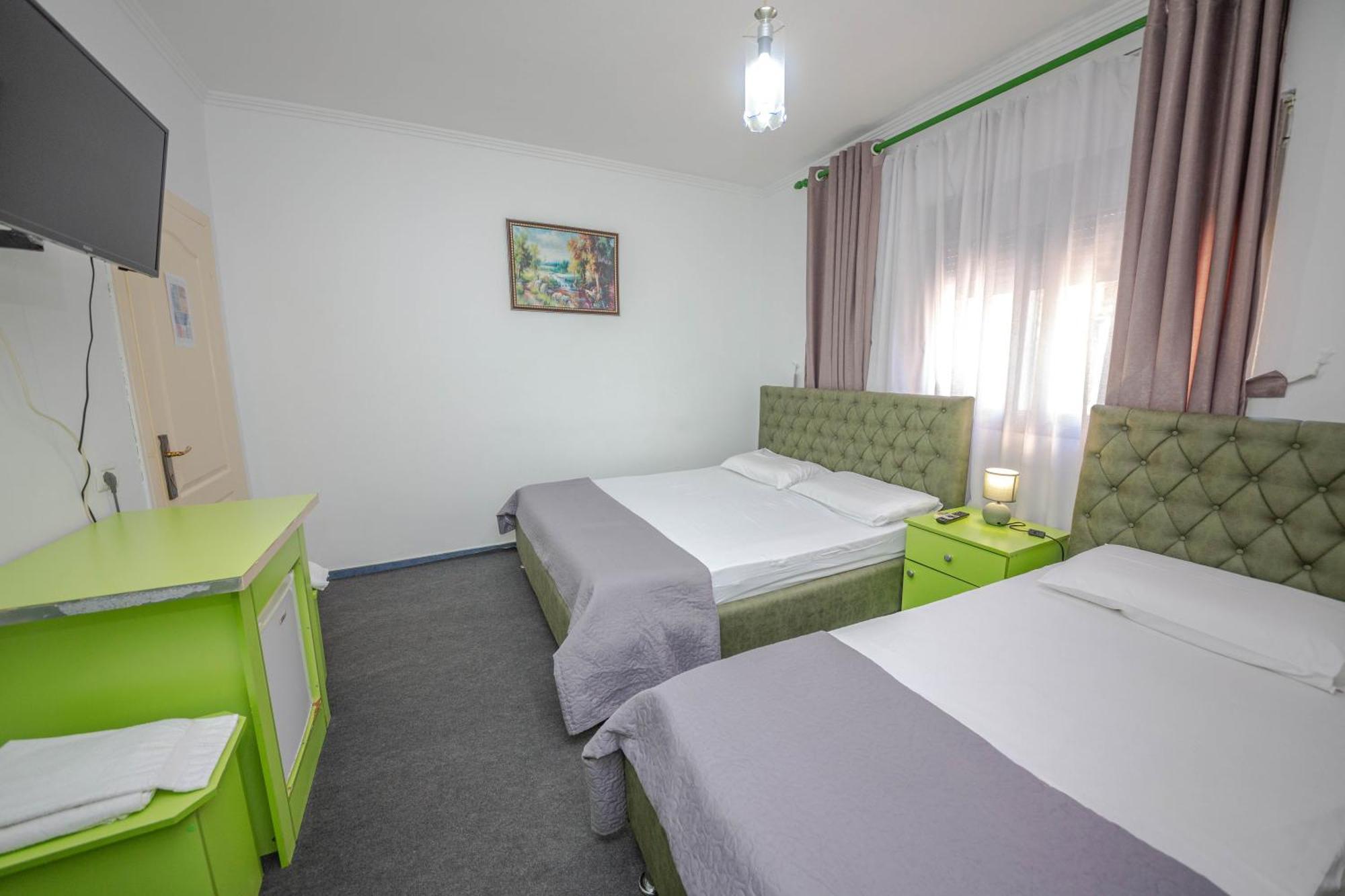 Hotel 3A Tirana Bagian luar foto